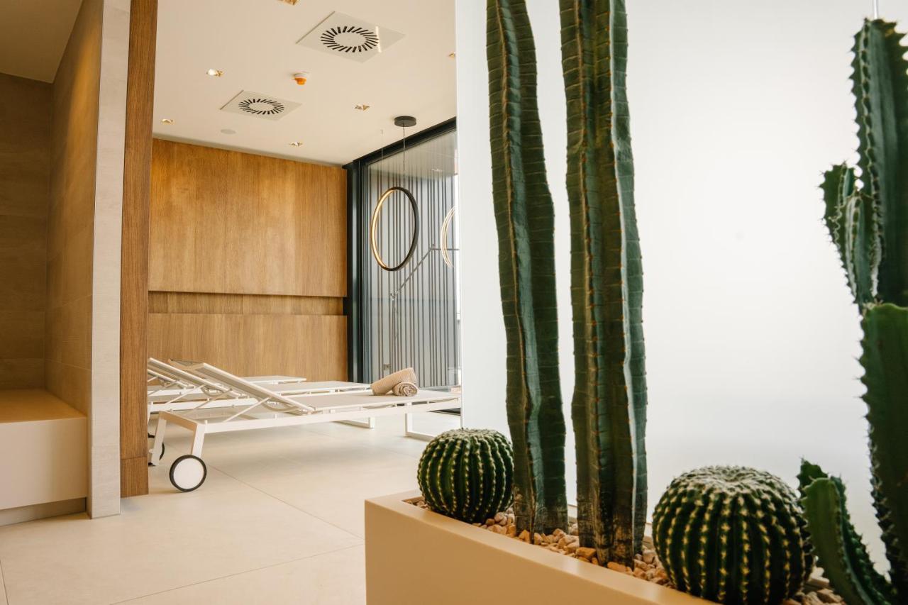Loom Hotel & Skybar 艾斯林根 外观 照片